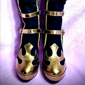 FUNTASMA  Sexy high heel boots! Size 10 NIB